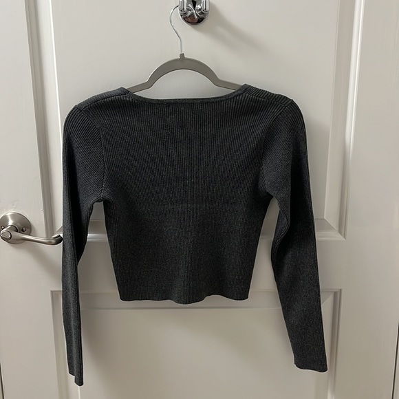 Brandy Melville Collin Gray Cardigan Sweater - Picture 3 of 4